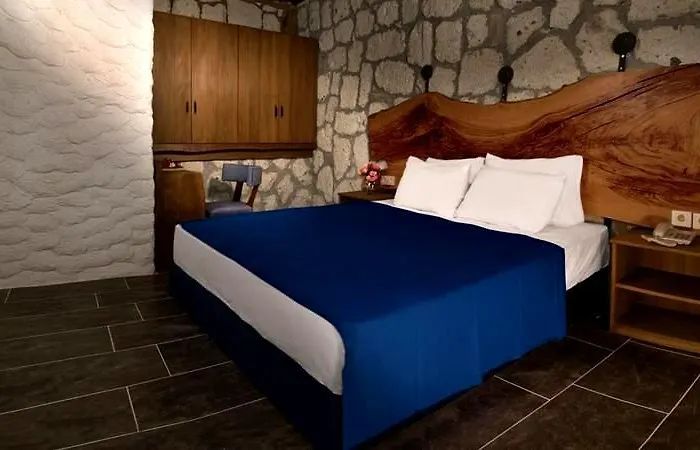 Wood Town Szálloda Alacati